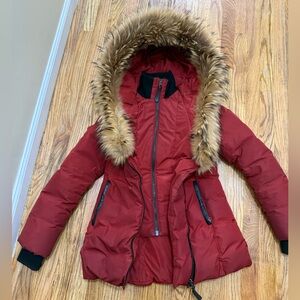 Woman Mackage red(darker) Puffer Jacket with Fur Trim! 

Authentic! 

Size- S